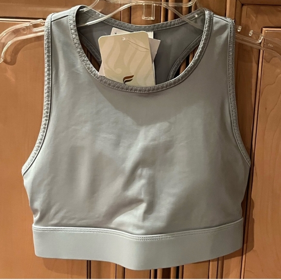 .NWT Fabletics Trinity High Impact Sports Bra - Picture 4 of 7